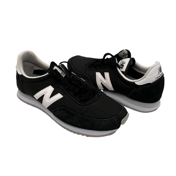 New Balance Black Classics 720 V1 Lace Up Sneakers Size 6.5 Men's